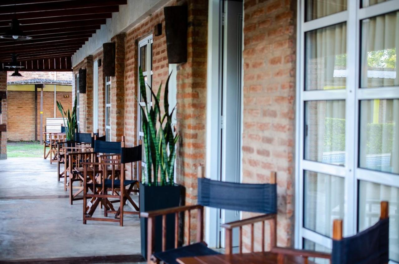 Cabanas Solar Del Paso Paso de la Patria Eksteriør billede